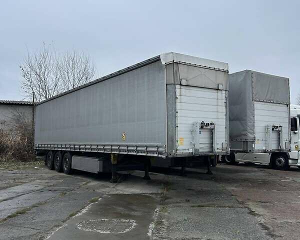 Черный Шмитц Каргобулл SCS 24/L, объемом двигателя 0 л и пробегом 350 тыс. км за 15591 $, фото 1 на Automoto.ua