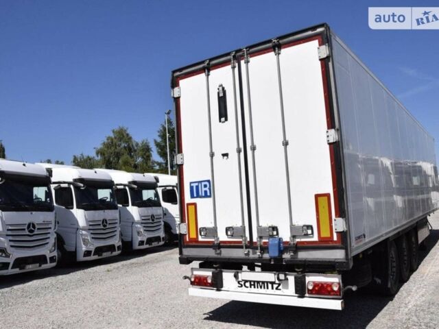 Білий Шмітц Каргобулл SKO 24, об'ємом двигуна 0 л та пробігом 500 тис. км за 32500 $, фото 1 на Automoto.ua