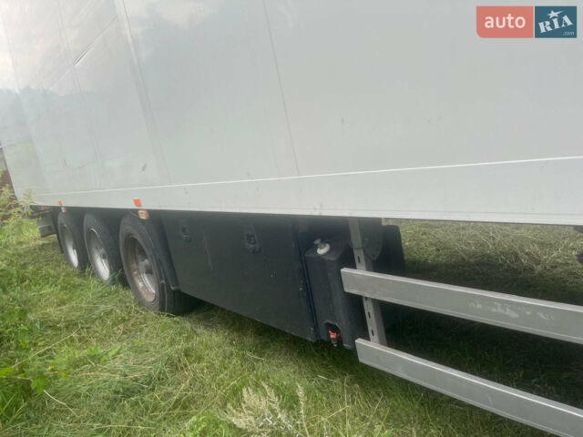 Белый Шмитц Каргобулл SKO 24, объемом двигателя 0 л и пробегом 0 тыс. км за 7800 $, фото 1 на Automoto.ua
