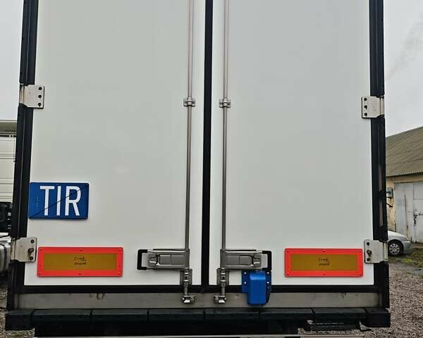 Белый Шмитц Каргобулл SKO 24, объемом двигателя 0 л и пробегом 500 тыс. км за 20500 $, фото 1 на Automoto.ua