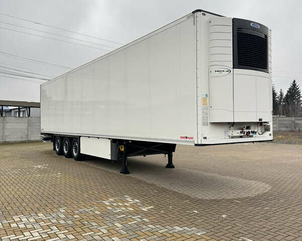 Белый Шмитц Каргобулл SKO 24, объемом двигателя 0 л и пробегом 200 тыс. км за 34900 $, фото 1 на Automoto.ua