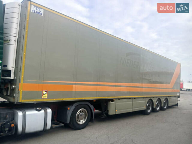 Серый Шмитц Каргобулл SKO 24, объемом двигателя 0 л и пробегом 888 тыс. км за 21999 $, фото 1 на Automoto.ua