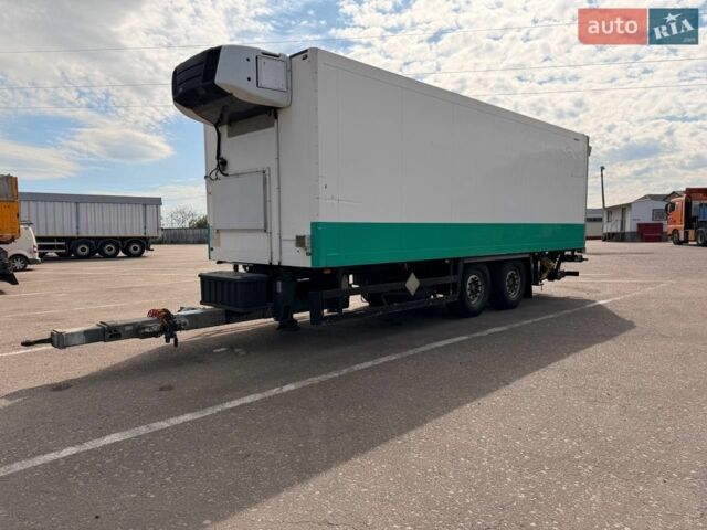 Серый Шмитц Каргобулл ZKO, объемом двигателя 0 л и пробегом 380 тыс. км за 15400 $, фото 1 на Automoto.ua