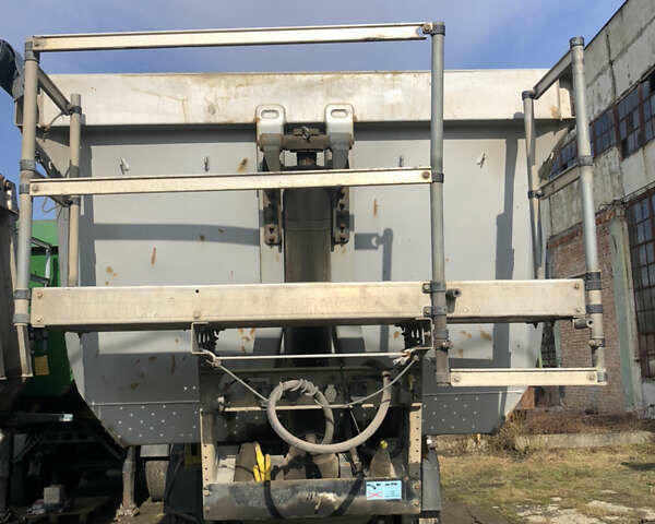 Черный Шмитз СКИ, объемом двигателя 0 л и пробегом 500 тыс. км за 21000 $, фото 1 на Automoto.ua