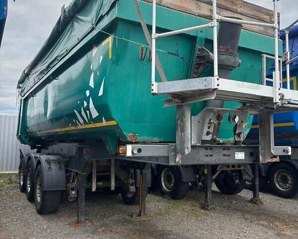 Шмитз СКИ, объемом двигателя 0 л и пробегом 100 тыс. км за 13100 $, фото 1 на Automoto.ua