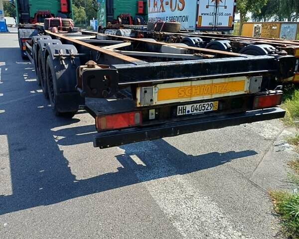 Черный Шмитз СКО, объемом двигателя 0 л и пробегом 555 тыс. км за 9334 $, фото 1 на Automoto.ua