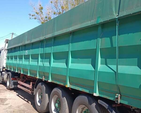 Красный Шмитз SPR 24, объемом двигателя 0 л и пробегом 300 тыс. км за 7200 $, фото 1 на Automoto.ua