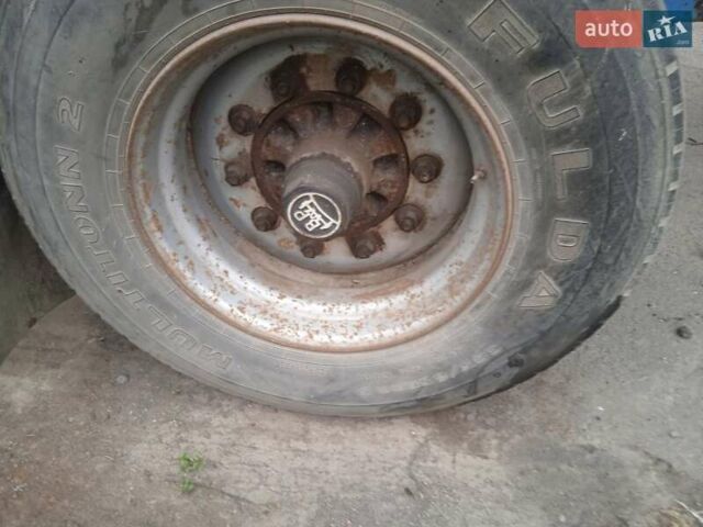 Шмитз ZWF 18 1997 в Тульчине на Automoto.ua Синий Шмитз ZWF 18, объемом двигателя 0 л и пробегом 400 тыс. км за 4300 $, фото 1 на Automoto.ua