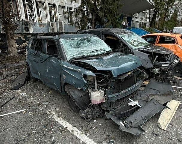 Синий Сцион ХБ, объемом двигателя 2.4 л и пробегом 224 тыс. км за 2000 $, фото 1 на Automoto.ua