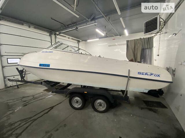 Белый Си Фокс Миллениум 204, объемом двигателя 3 л и пробегом 1 тыс. км за 9000 $, фото 1 на Automoto.ua