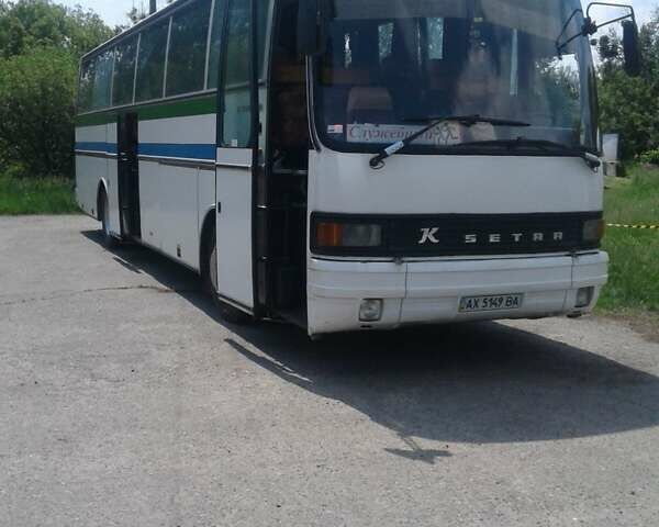 Білий Сетра 215, об'ємом двигуна 14 л та пробігом 100 тис. км за 6000 $, фото 1 на Automoto.ua