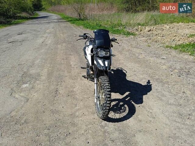 Белый Шанрай 200, объемом двигателя 0 л и пробегом 420 тыс. км за 1200 $, фото 1 на Automoto.ua