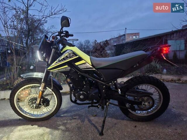 Желтый Шанрай Tricker 250, объемом двигателя 25 л и пробегом 4 тыс. км за 1186 $, фото 1 на Automoto.ua