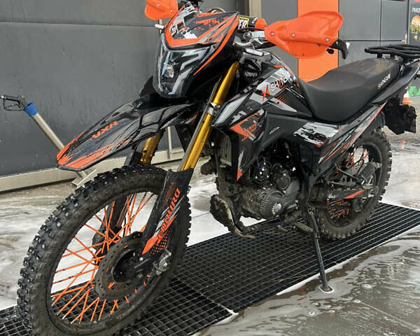 Шанрай VXR 300, объемом двигателя 2.5 л и пробегом 500 тыс. км за 1500 $, фото 1 на Automoto.ua