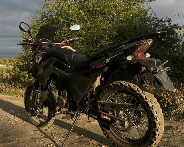 Черный Шанрай X-Trail 250, объемом двигателя 0.25 л и пробегом 13 тыс. км за 1250 $, фото 1 на Automoto.ua