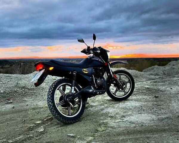 Шанрай XY 200 Intruder 2020 у Кременчуге на Automoto.ua Чорний Шанрай XY 200 Intruder, об'ємом двигуна 0.2 л та пробігом 13 тис. км за 1000 $, фото 1 на Automoto.ua