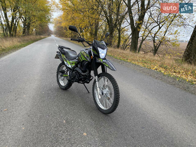 Шанрай XY 250GY-6C 2021 у Чернігові на Automoto.ua Чорний Шанрай XY 250GY-6C, об'ємом двигуна 0.23 л та пробігом 3 тис. км за 1231 $, фото 1 на Automoto.ua