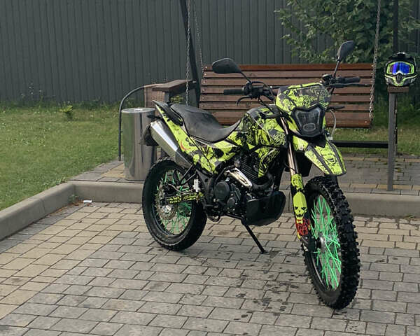 Черный Шанрай XY 250GY-6C, объемом двигателя 0 л и пробегом 6 тыс. км за 1500 $, фото 1 на Automoto.ua
