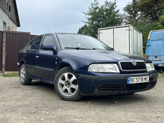 Синий Шкода 100, объемом двигателя 0 л и пробегом 250 тыс. км за 2007 $, фото 1 на Automoto.ua