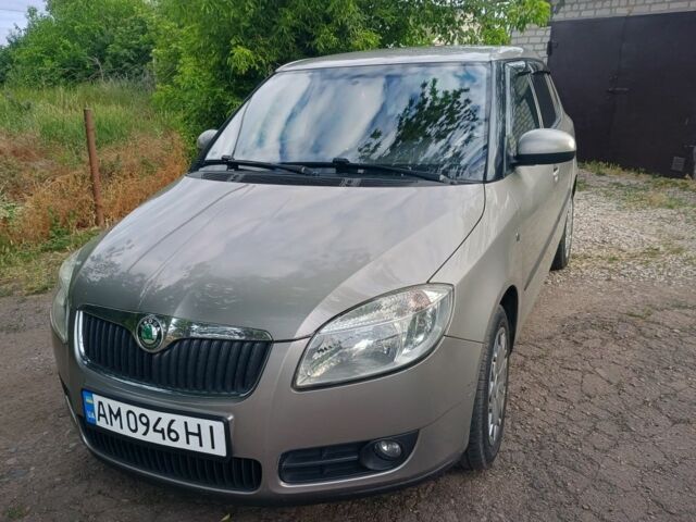 Сірий Шкода 130, об'ємом двигуна 1.2 л та пробігом 178 тис. км за 4750 $, фото 1 на Automoto.ua
