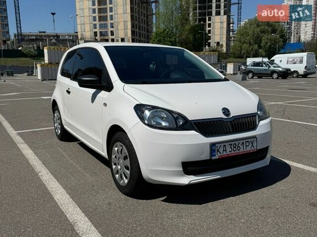 Белый Шкода Ситиго, объемом двигателя 1 л и пробегом 165 тыс. км за 4900 $, фото 1 на Automoto.ua
