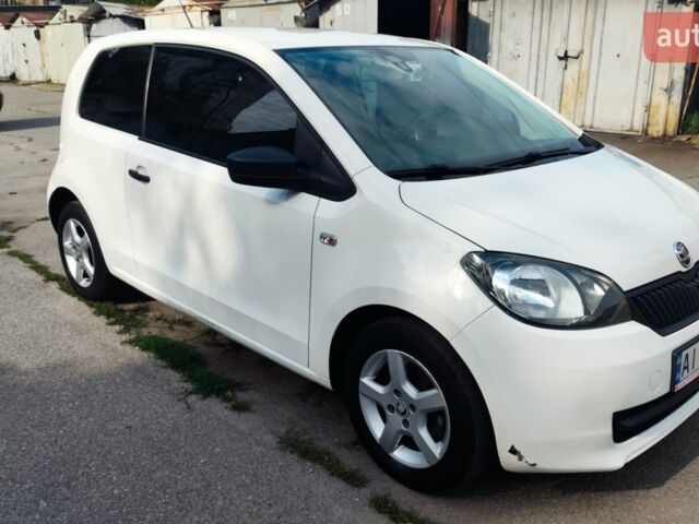Белый Шкода Ситиго, объемом двигателя 1 л и пробегом 153 тыс. км за 5199 $, фото 1 на Automoto.ua