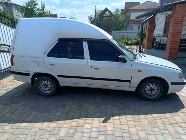 Білий Шкода Інша, об'ємом двигуна 1.3 л та пробігом 324 тис. км за 1650 $, фото 1 на Automoto.ua