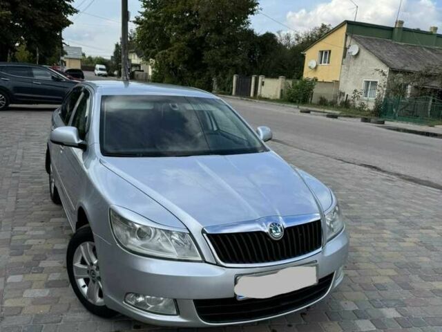 Сірий Шкода Інша, об'ємом двигуна 0 л та пробігом 260 тис. км за 8000 $, фото 1 на Automoto.ua