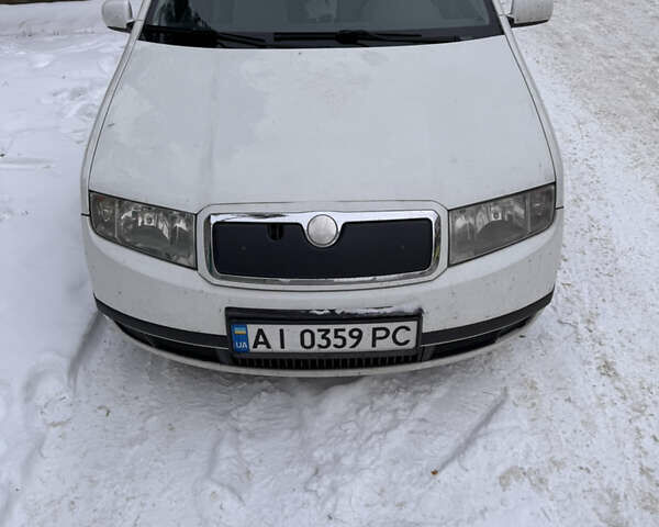 Білий Шкода Фабія, об'ємом двигуна 1.4 л та пробігом 262 тис. км за 3000 $, фото 1 на Automoto.ua
