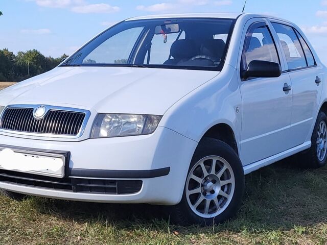 Білий Шкода Фабія, об'ємом двигуна 1.2 л та пробігом 375 тис. км за 2800 $, фото 1 на Automoto.ua