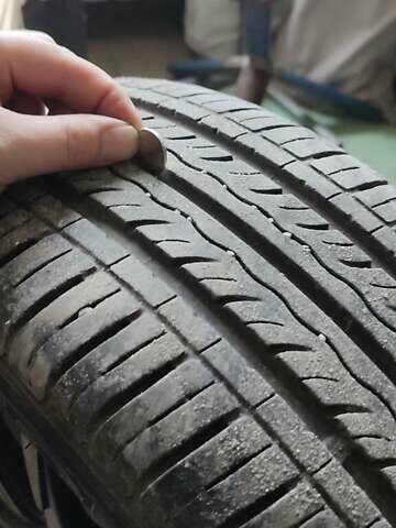 Білий Шкода Фабія, об'ємом двигуна 1.2 л та пробігом 310 тис. км за 3400 $, фото 1 на Automoto.ua