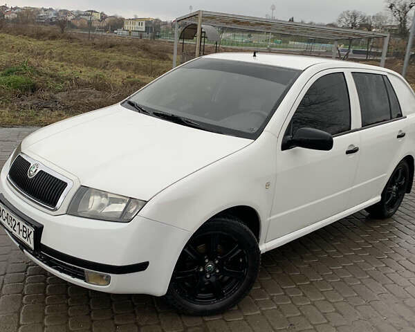 Білий Шкода Фабія, об'ємом двигуна 1.9 л та пробігом 262 тис. км за 3400 $, фото 1 на Automoto.ua