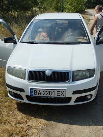 Шкода Фабия 2006 в Кропивницком (Кировограде) на Automoto.ua Белый Шкода Фабия, объемом двигателя 1.2 л и пробегом 360 тыс. км за 3800 $, фото 1 на Automoto.ua