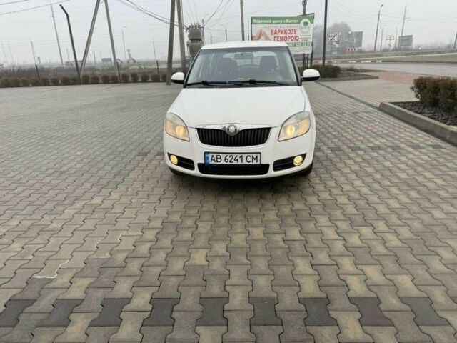 Білий Шкода Фабія, об'ємом двигуна 1.6 л та пробігом 240 тис. км за 5000 $, фото 1 на Automoto.ua