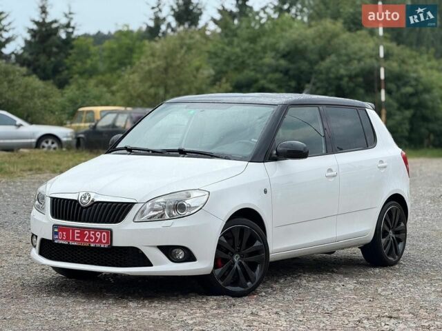 Білий Шкода Фабія, об'ємом двигуна 1.4 л та пробігом 139 тис. км за 9300 $, фото 1 на Automoto.ua