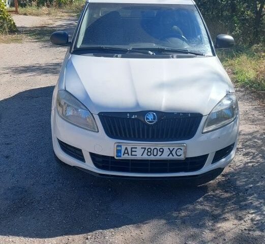 Білий Шкода Фабія, об'ємом двигуна 1.2 л та пробігом 225 тис. км за 6300 $, фото 1 на Automoto.ua