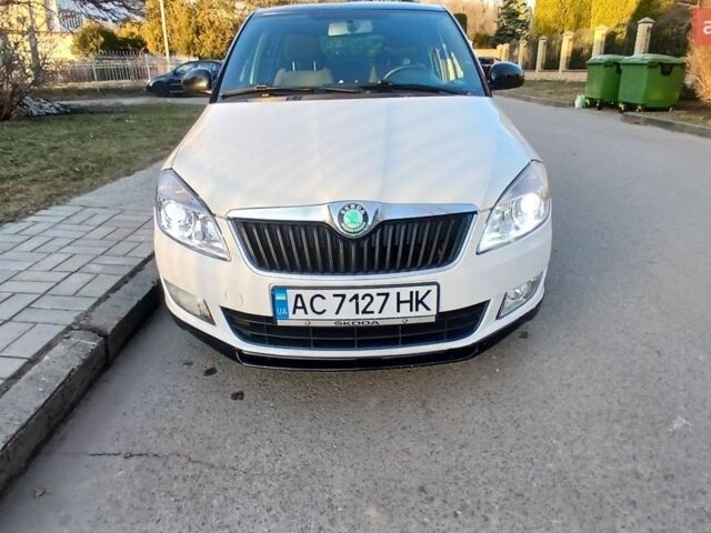 Білий Шкода Фабія, об'ємом двигуна 1.2 л та пробігом 159 тис. км за 6200 $, фото 1 на Automoto.ua