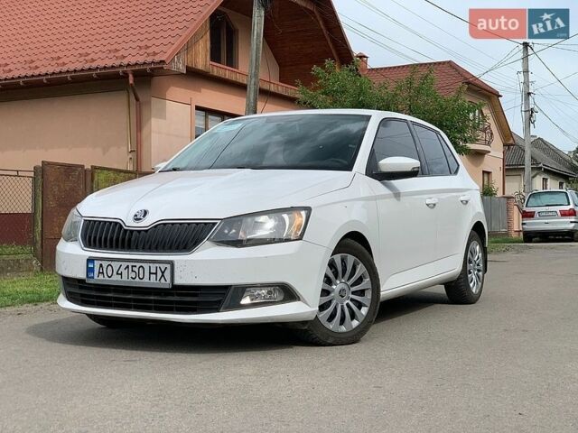 Білий Шкода Фабія, об'ємом двигуна 1.4 л та пробігом 207 тис. км за 6999 $, фото 1 на Automoto.ua