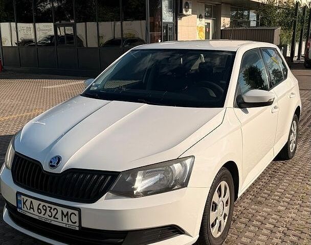 Білий Шкода Фабія, об'ємом двигуна 1.2 л та пробігом 222 тис. км за 6200 $, фото 1 на Automoto.ua
