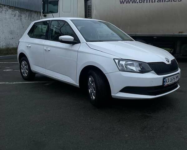 Білий Шкода Фабія, об'ємом двигуна 1 л та пробігом 118 тис. км за 6900 $, фото 1 на Automoto.ua