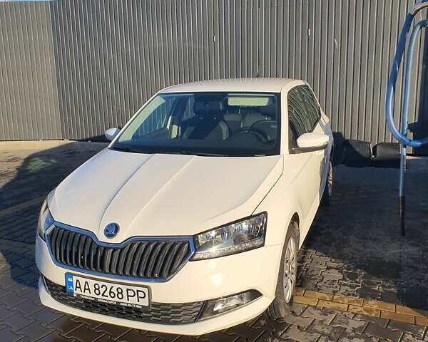 Білий Шкода Фабія, об'ємом двигуна 1 л та пробігом 105 тис. км за 8500 $, фото 1 на Automoto.ua