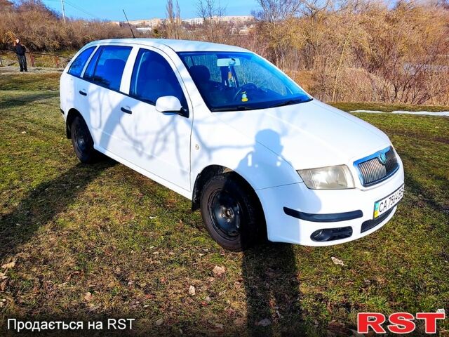 Білий Шкода Фабія, об'ємом двигуна 1.2 л та пробігом 160 тис. км за 3500 $, фото 1 на Automoto.ua