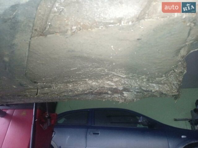 Білий Шкода Фабія, об'ємом двигуна 1.2 л та пробігом 260 тис. км за 3350 $, фото 1 на Automoto.ua