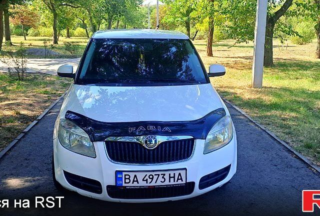 Шкода Фабия 2008 в Кропивницком (Кировограде) на Automoto.ua Белый Шкода Фабия, объемом двигателя 1.4 л и пробегом 364 тыс. км за 3999 $, фото 1 на Automoto.ua