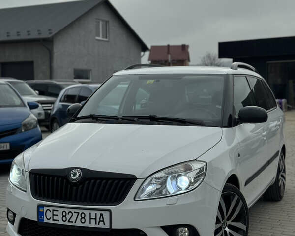 Белый Шкода Фабия, объемом двигателя 1.4 л и пробегом 188 тыс. км за 8350 $, фото 1 на Automoto.ua