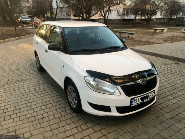 Білий Шкода Фабія, об'ємом двигуна 1.4 л та пробігом 139 тис. км за 5700 $, фото 1 на Automoto.ua