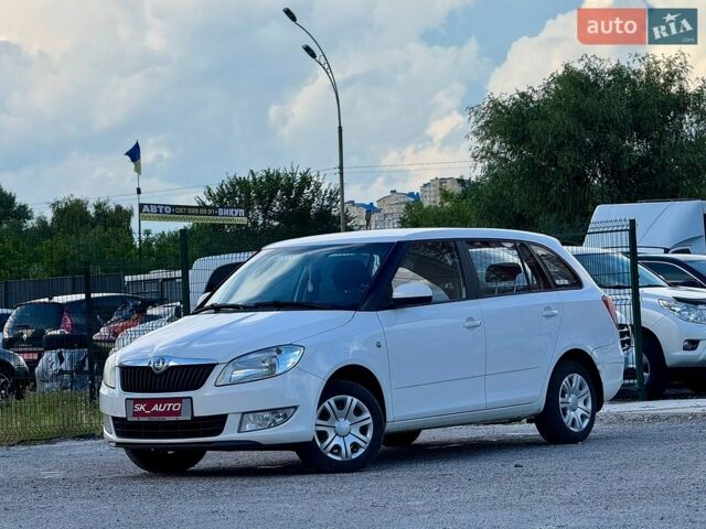 Белый Шкода Фабия, объемом двигателя 1.39 л и пробегом 89 тыс. км за 6300 $, фото 1 на Automoto.ua