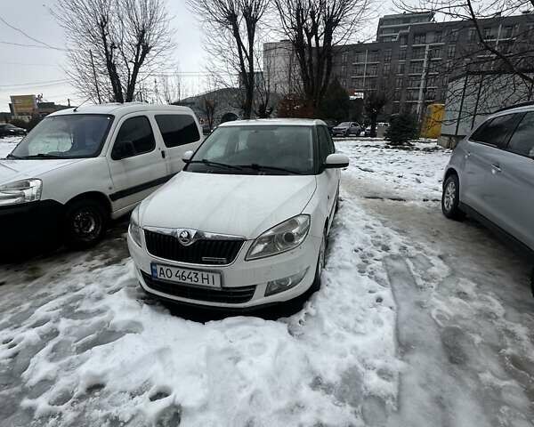 Білий Шкода Фабія, об'ємом двигуна 1.2 л та пробігом 238 тис. км за 5600 $, фото 1 на Automoto.ua