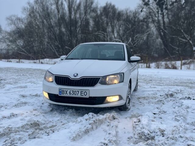 Білий Шкода Фабія, об'ємом двигуна 1.4 л та пробігом 285 тис. км за 6999 $, фото 1 на Automoto.ua