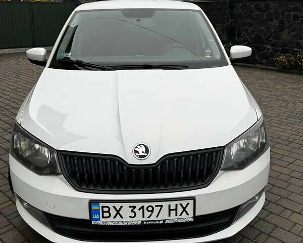 Белый Шкода Фабия, объемом двигателя 1.2 л и пробегом 259 тыс. км за 7300 $, фото 1 на Automoto.ua